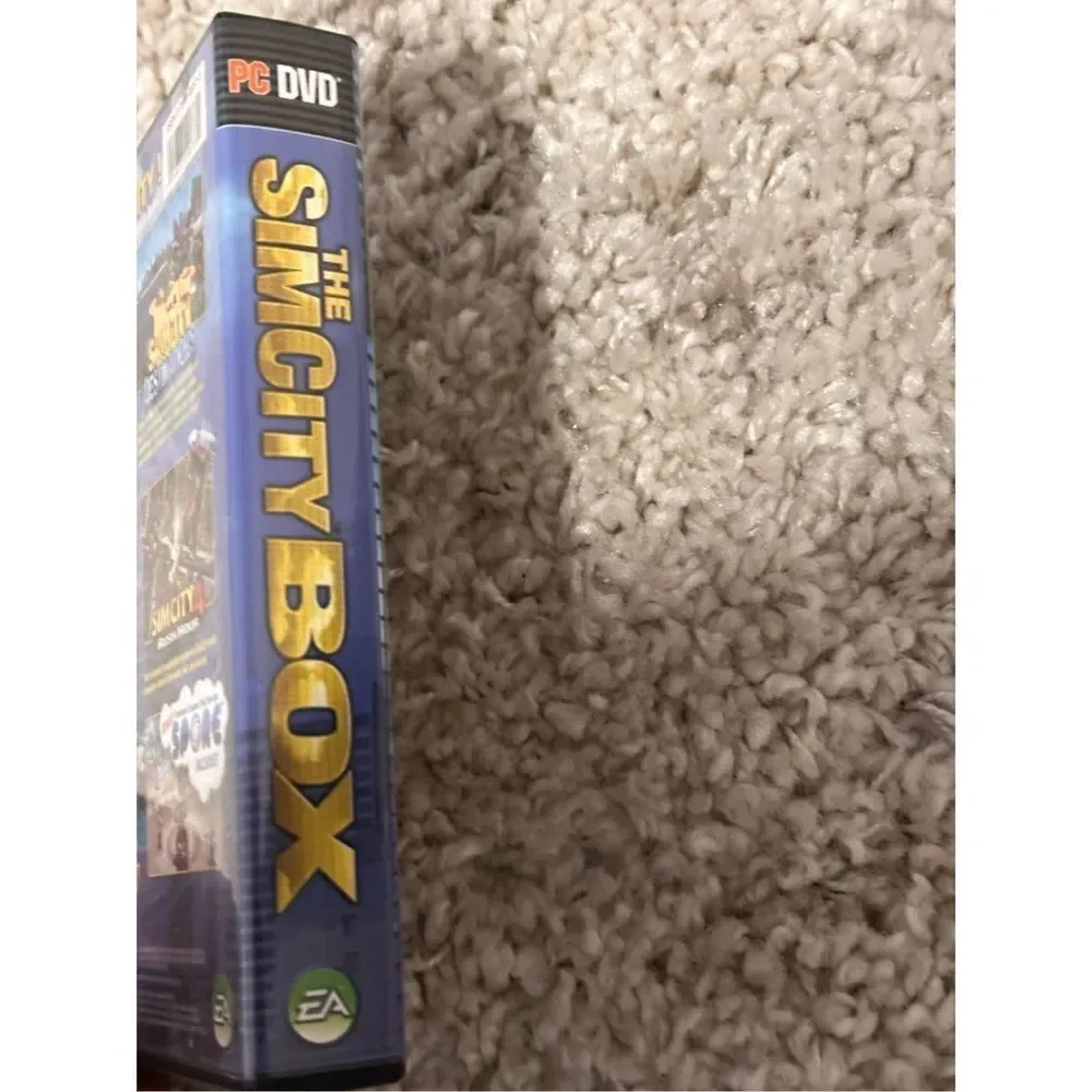 Nice 2008 The SimCity Box - PC - 4 Disk Set Used Condition